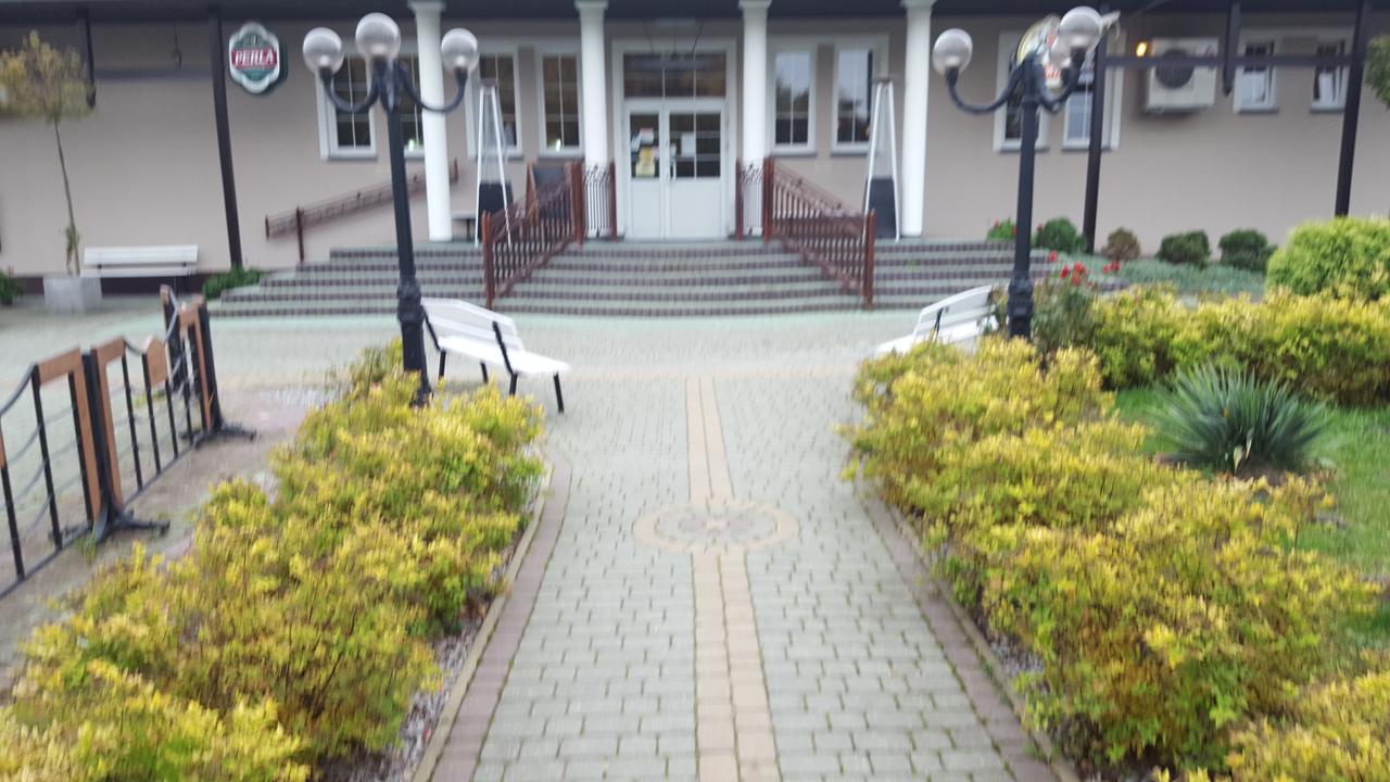 Zielony Dworek Kraśnik Exterior foto